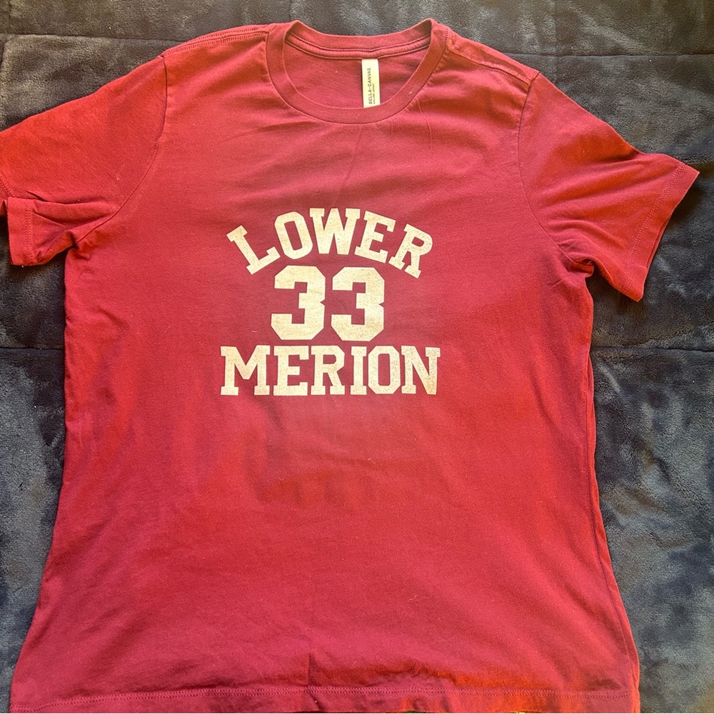 Kobe Bryant’s Red Lower Merion #33 Graphic T-Shirt